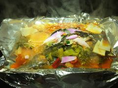 -愿者上钩·纸包鱼(翻身店)