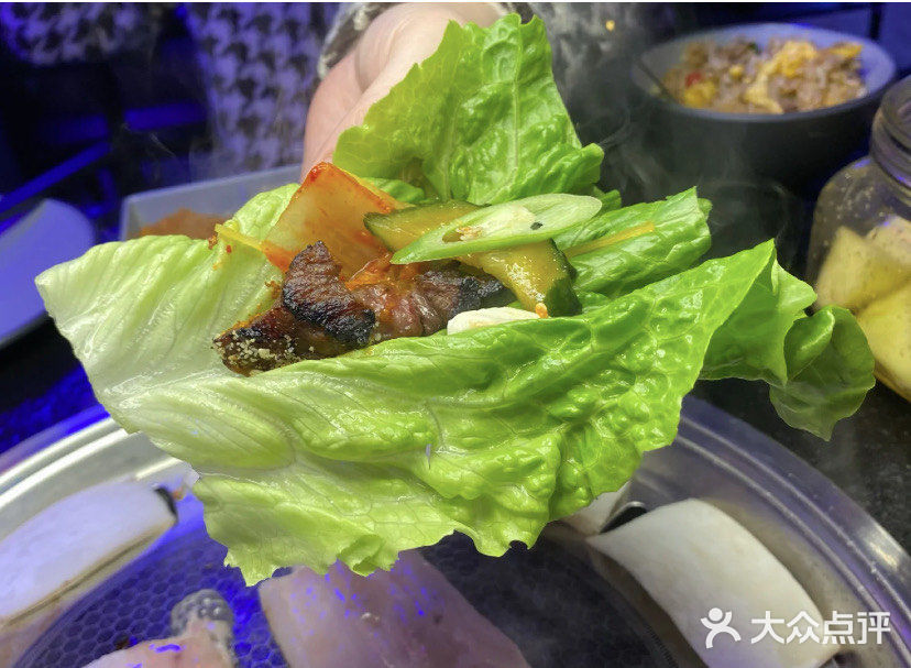 重庆探店｜国潮来袭‼️九街一家炫酷小众的宝藏烤肉店