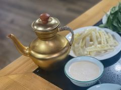 -银同牦牛肉火锅