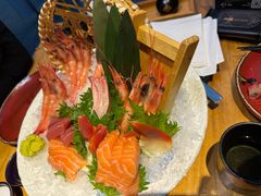 -瑞虹新天地月亮湾