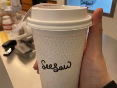 栀子花梨香拿铁-Seesaw Coffee(上海国金中心店)