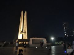 -唐山抗震纪念碑广场