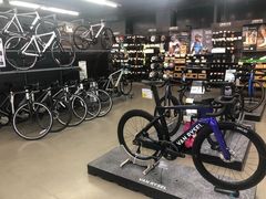 -迪卡侬(南二环店)