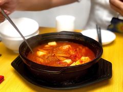 辣白菜豆腐汤-屋里家延边朝鲜族冷面(南园店)