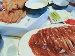 -梅利汴京烤鸭•开封豫菜地标店(东大街店)