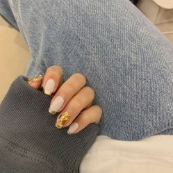 -蜜丝卡伦美甲美睫连锁