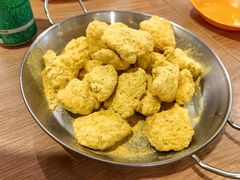 -BHC炸鸡(明洞总店)