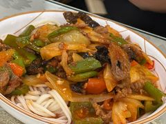 过油肉拌面-欧提汗·新疆餐厅·清真(银都路店)