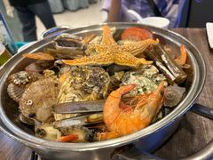 -今鲜源酒店·海鲜锅贴青岛菜(新湛路店)