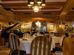 -火车头法国西餐厅