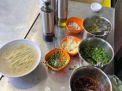 -萍姨抻面馆·鸡架冒菜(清湖店)