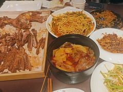 -三个大叔烤羊肉串·歌手驻唱·碳烤鲜肉(西三旗店)