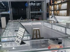 -佳联直通车眼镜超市(西藏南路店)