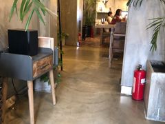 -HIGH FIVE哈福手工汉堡(桂林路店)