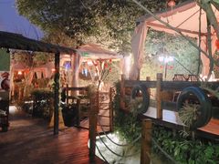 -二荆条·蜀鲜汇城市森林火锅