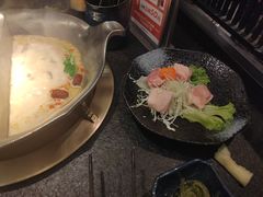 -湊湊火锅·茶憩(打浦桥日月光店)