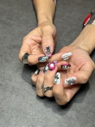 -FANS美甲美睫