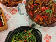 -堂瓦里·33年传统赣菜(第一街区店)