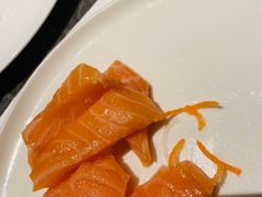 三文鱼刺身-北京希尔顿逸林酒店-逸轩西餐厅-自助餐厅