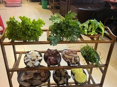 -老石黑山羊毛驴肉火锅(金凯广场店)