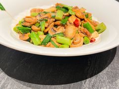 -梁家大院•农家菜(昆山会展中心店)