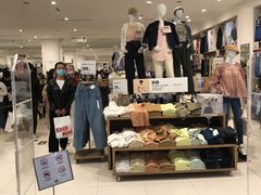 -优衣库(郑州二七万达广场店)