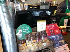 -星巴克臻选(上海长风大悦城店)