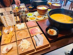 -银米·云南传统过桥米线(双廊黑金冠店)