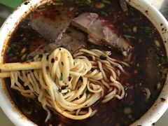 -吾穆勒蓬灰牛肉面·清真(北滨河中路店)