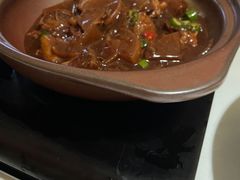 广式萝卜牛腩煲-皇玺·云汀花园餐厅(振华商厦店)