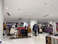 -优衣库(重庆星光时代广场店)