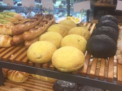 -焙丽拾光(麦凯乐直营店)