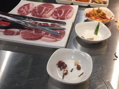 -韩聚屋韩国烤肉餐厅(新北万达店)