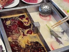 -皇城老妈·大连海鲜火锅(港湾店)