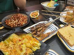 -许哥东北烧烤·铁丳烤串·宫后夹肉(繁花中心店)