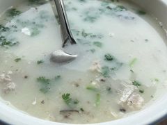 -美顺香食府鱼头老店(雪野湖店)