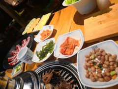 -唯成•韩国炭火烤肉 유성고기