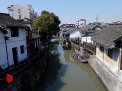 -新场古镇-停车场