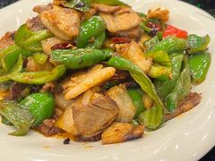 青蒜回锅肉-东北农家小院(定西路店)
