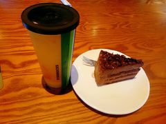 浓醇三重黑巧克力蛋糕-星巴克(南翔五彩城店)