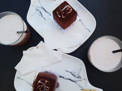 -UNI UNI(环亚凯瑟琳店)