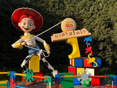 -上海迪士尼度假区