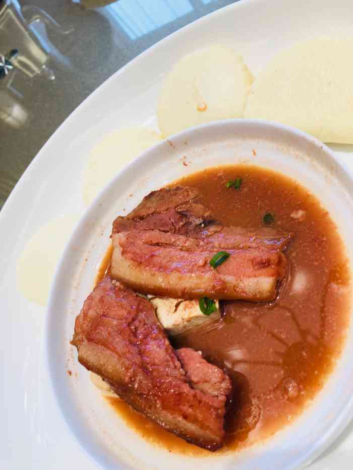 红珊瑚酒店-"一个朋友家开的饭店,每次大型聚会都会首选.