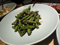 -蜜桃餐厅·伴山(湖滨商业街店)