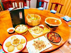 -满堂春特色餐馆