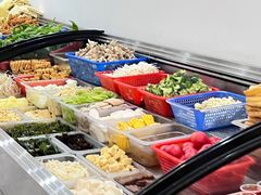自助取餐区-锅神麻辣烫