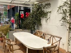 -春树下·树屋花房西餐厅(罍街AS1980店)