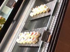 -深圳隐秀山居酒店