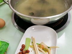 -荣吉招牌自助骨头锅(顾乡店)