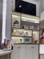 -MIDA蜜哒•科技逆龄美肤连锁